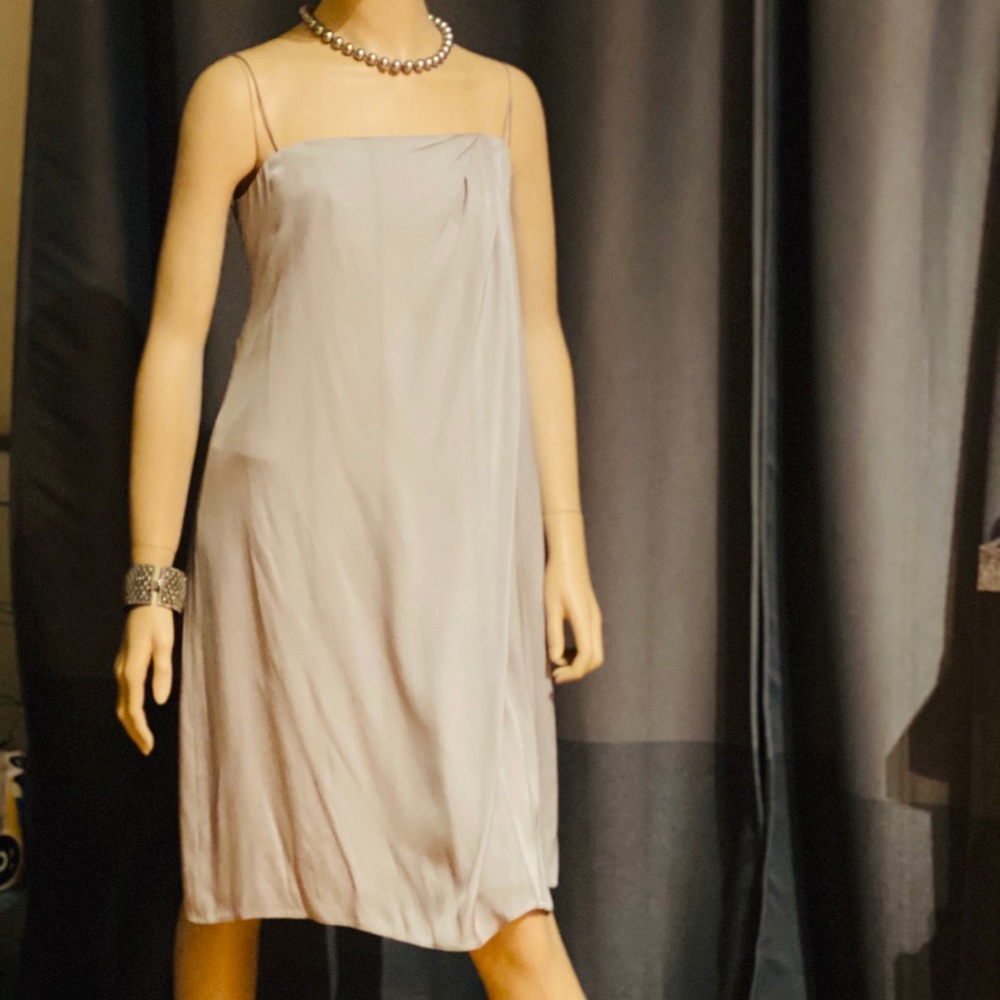 NWT Armani collezioni gray dress size 40(2-4)